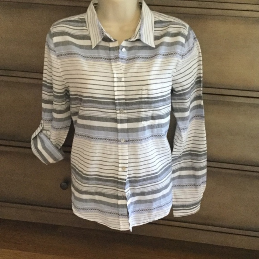 Sanctuary Clothing Button Up Top